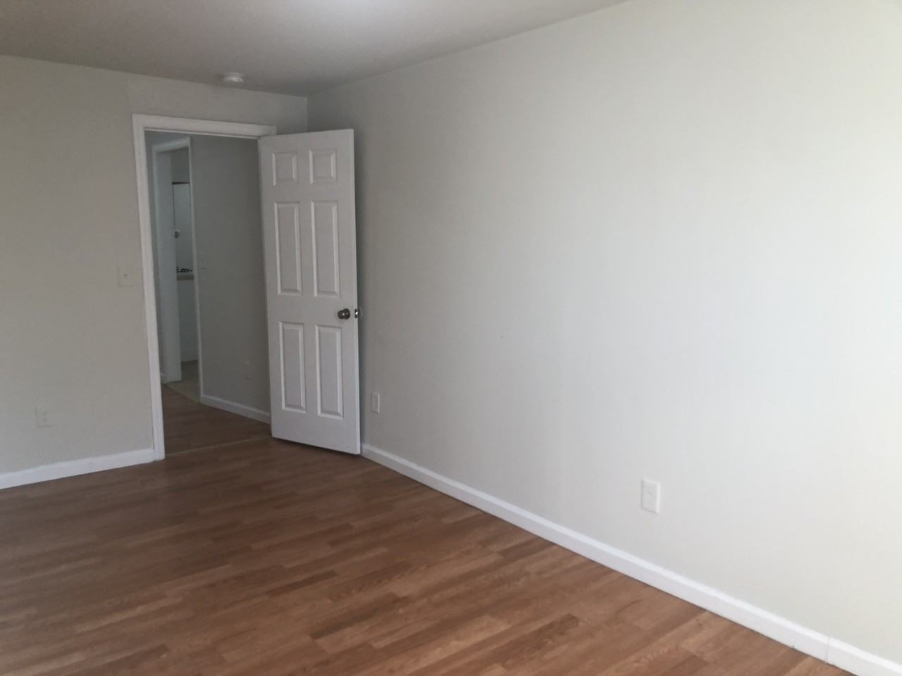 1052 Garfield Avenue #3 - Photo 7 of 14