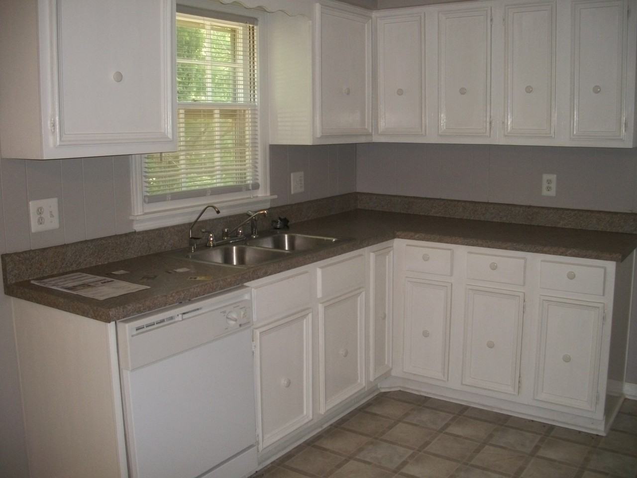 5031 Keithwood Dr SW - Photo 3 of 13