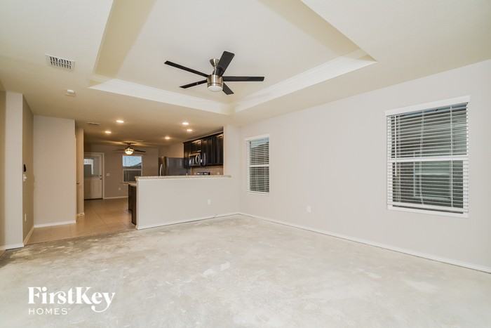 3309 Biggs Ave - Photo 2 of 15