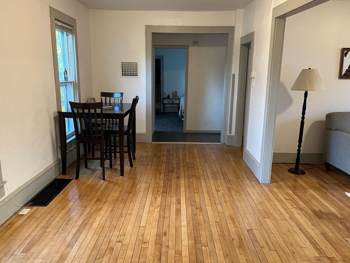 610 West Grand Avenue - Photo 2 of 23