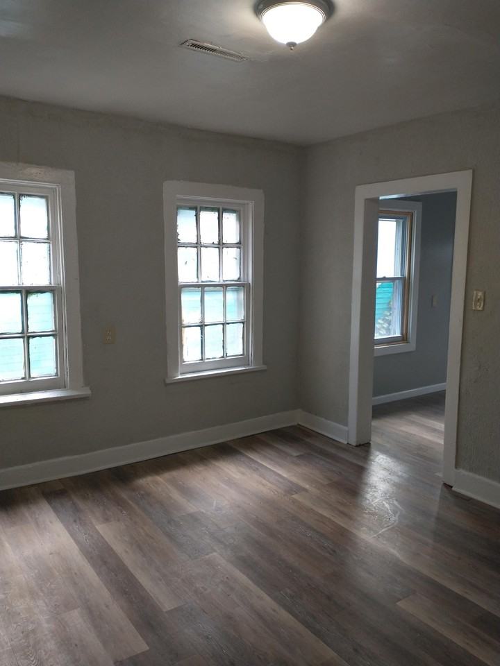 550 550 Busti AvenueUnit 2 #2 - Photo 6 of 19