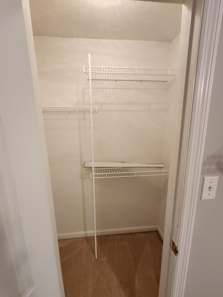 501 Laurel Pl #1 - Photo 3 of 17