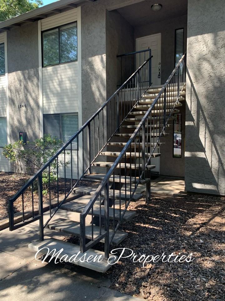 1340 W 4th St #4 - Photo 3 of 23