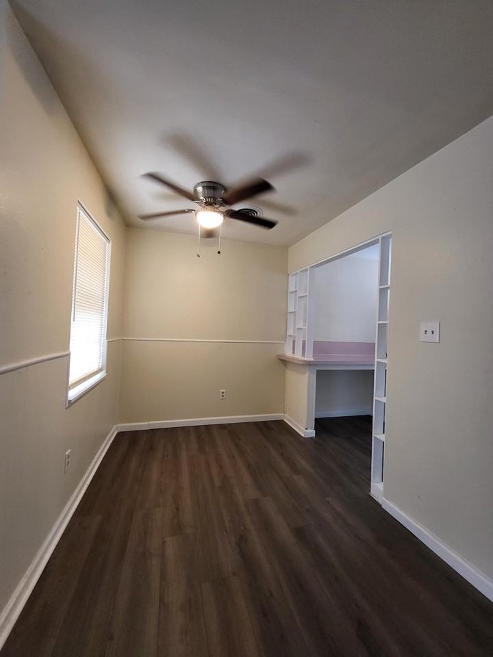 2514 Post Oak Ave - Photo 7 of 16