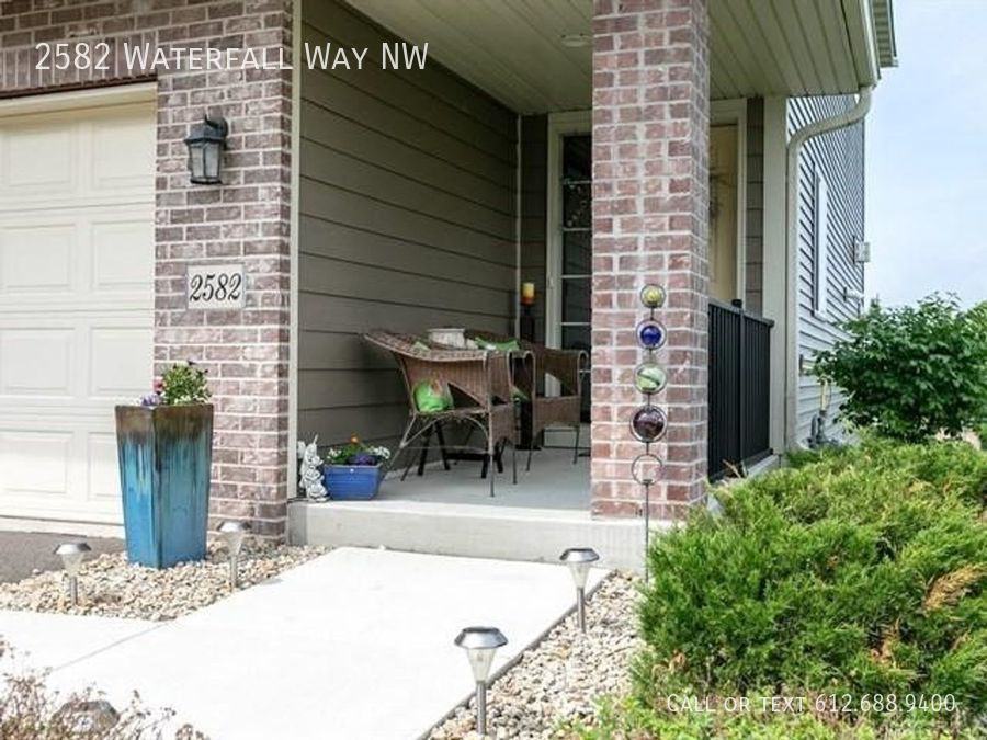 2582 Waterfall Way Nw - Photo 3 of 29