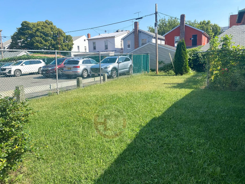 1606 Williamsbridge Rd #2 - Photo 2 of 10