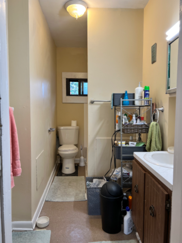 33 Hickory St #A - Photo 2 of 7