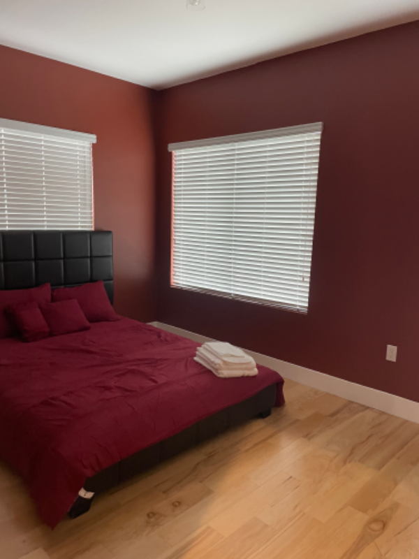 3445 Southwest 14th Street - Photo 4 of 28