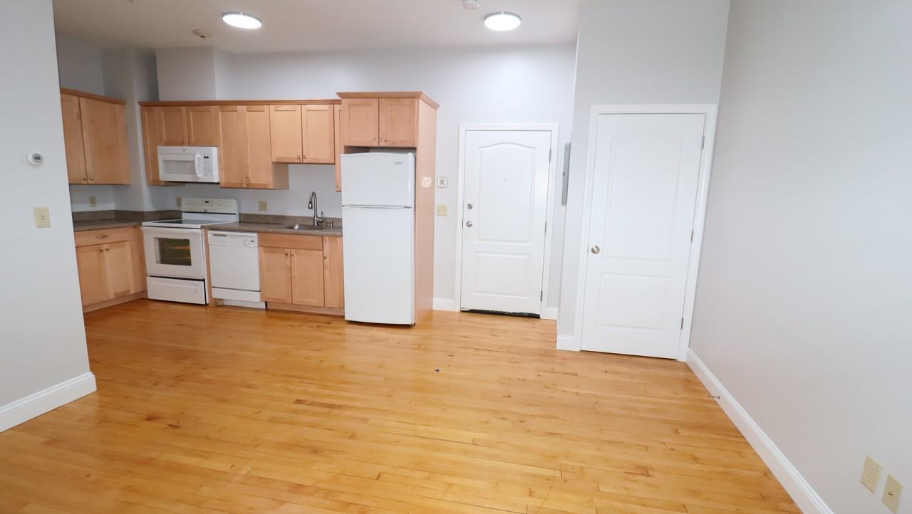 25 High St #206 - Photo 7 of 37