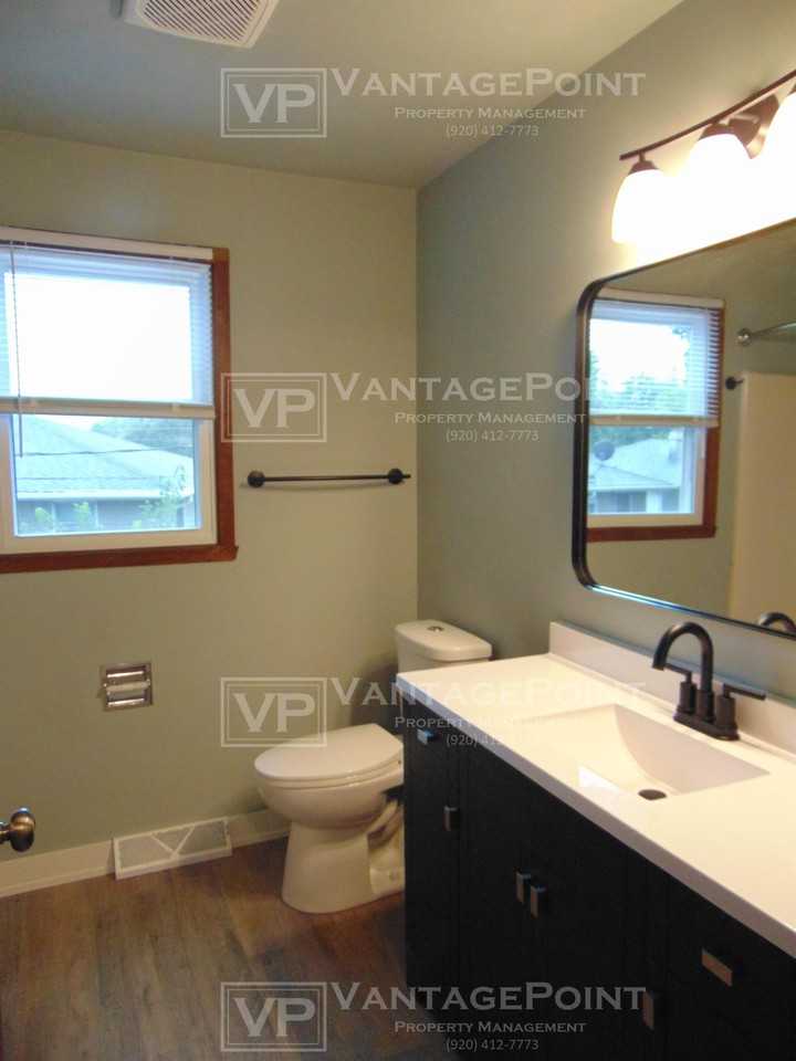 910 Washington St #910 - Photo 7 of 15