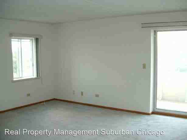10515 Grand Ave - Photo 3 of 13