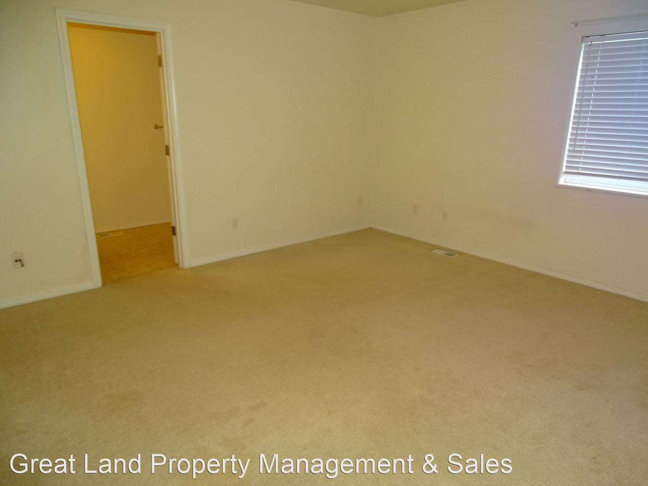 13801 Hunterwood Ln - Photo 2 of 10