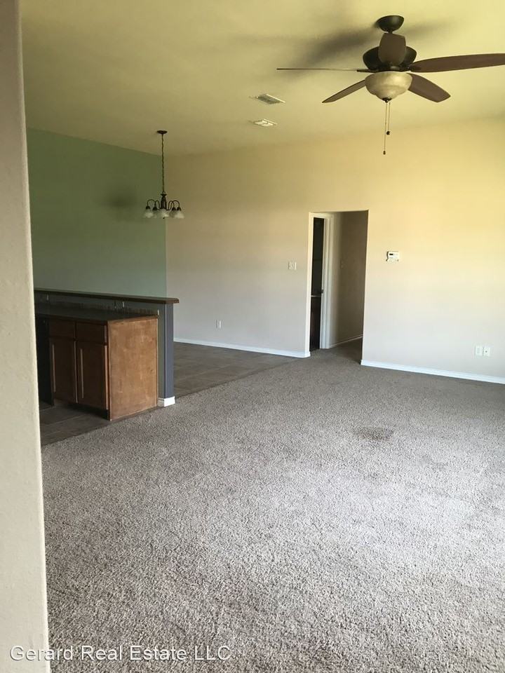 4018 Carrera Ln - Photo 3 of 23