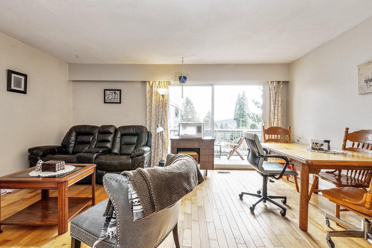 1013 Clarke Road - Photo 2 of 23