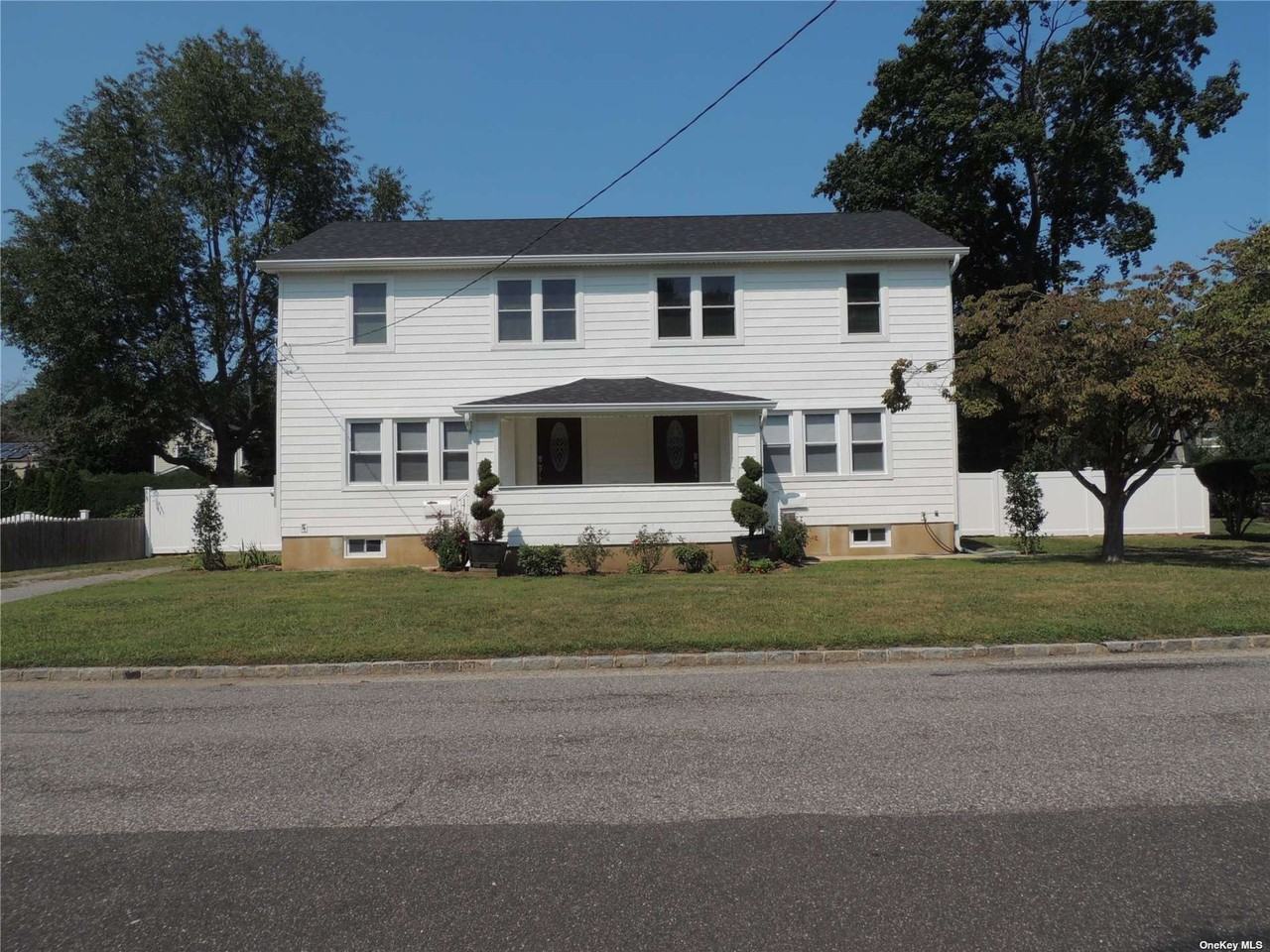 10 Baylis Pl #A - Photo 3 of 28