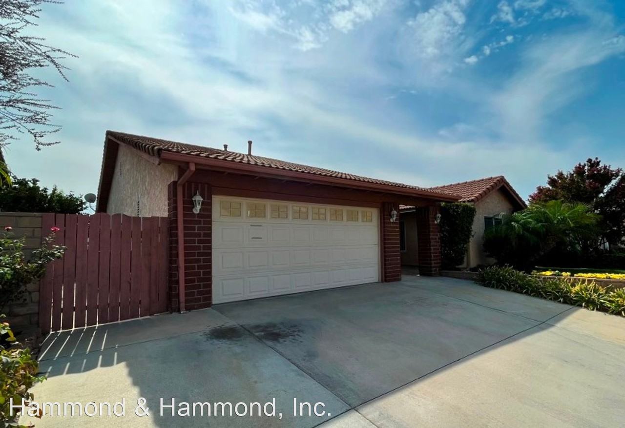 13338 Canyon Ridge Ln - Photo 2 of 25