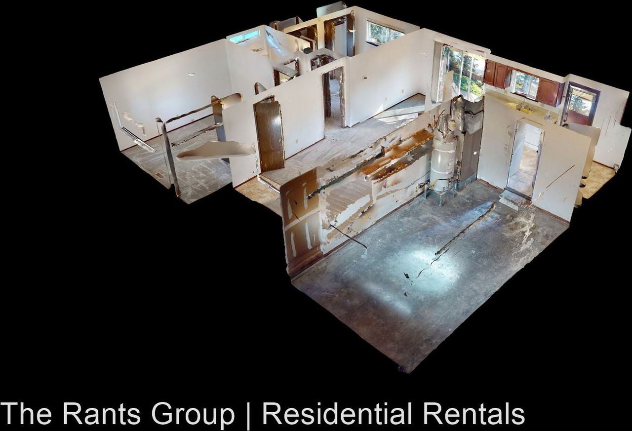 3328-3330 Hoadly St SE - Photo 3 of 23