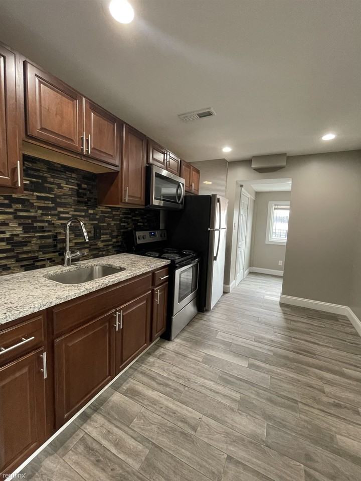 Carrick Apartments 4425 Cass Ave, Detroit, MI 48201 Zumper