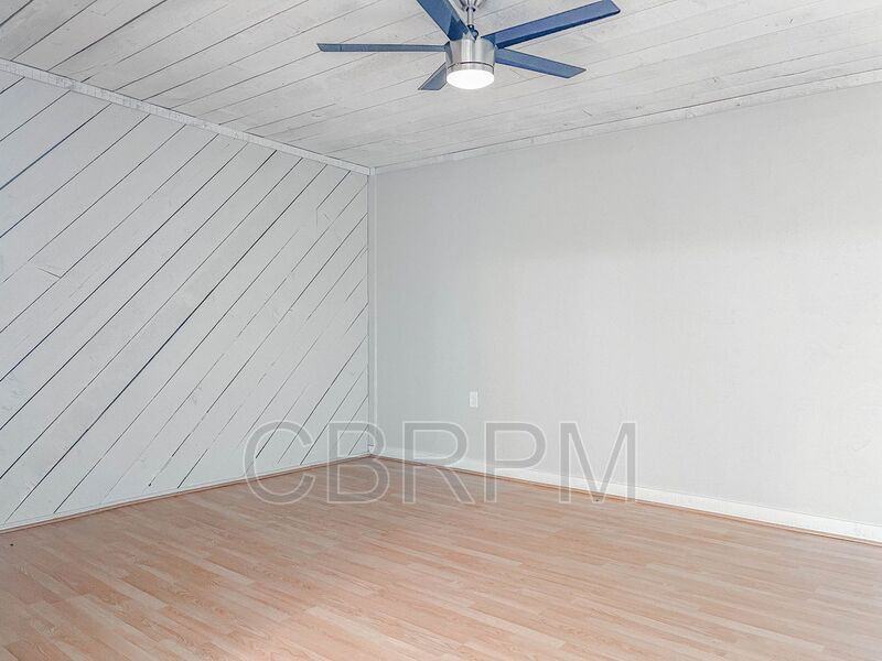 2503 46th St - Photo 2 of 6