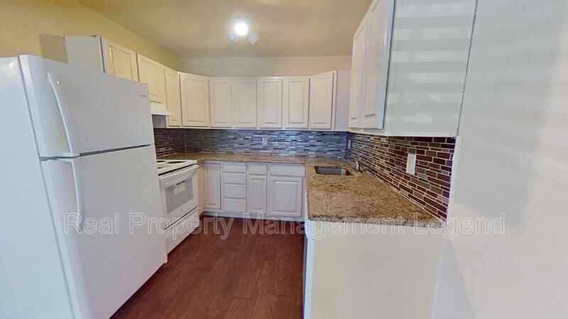 102 Ramsey St #B - Photo 5 of 19