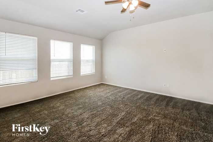 232 Klare Ct - Photo 3 of 15