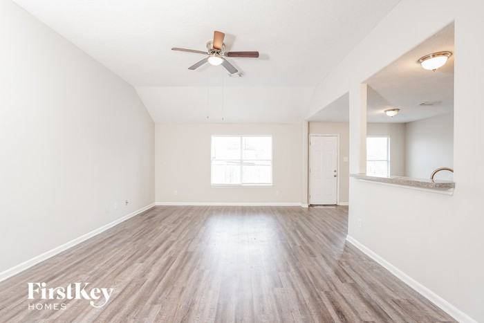 13988 Buckskin Dr - Photo 3 of 15