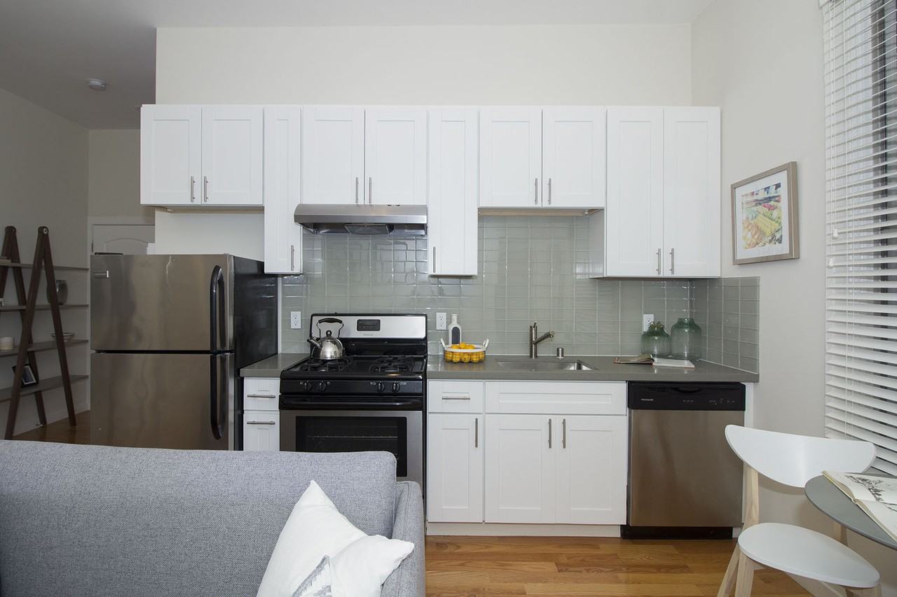 720 Baker - Photo 3 of 15