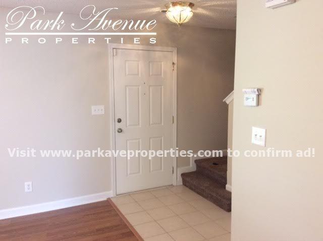 8232 Lamplighter Pl - Photo 3 of 14