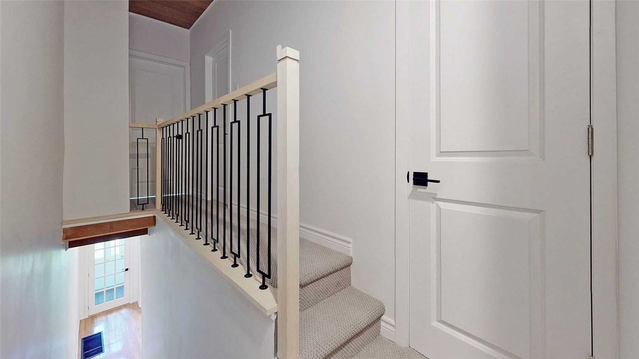 Gerrard St E & Parliament St - Photo 3 of 38