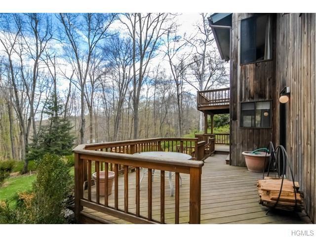 31 Ridge Rd - Photo 2 of 28