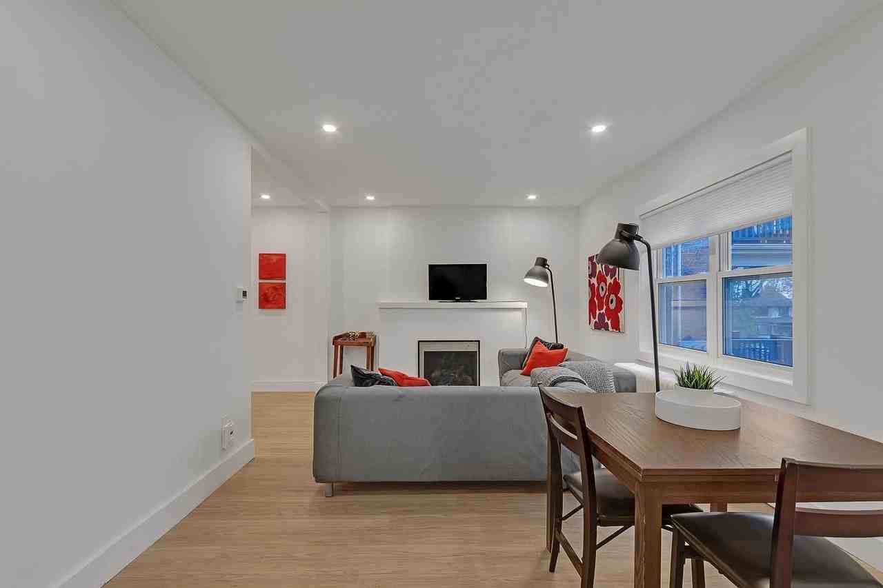 53 Springmount Avenue - Photo 3 of 22