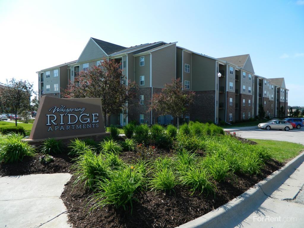 Whispering Ridge Apartments For Rent 17551 Pinkney Plaza