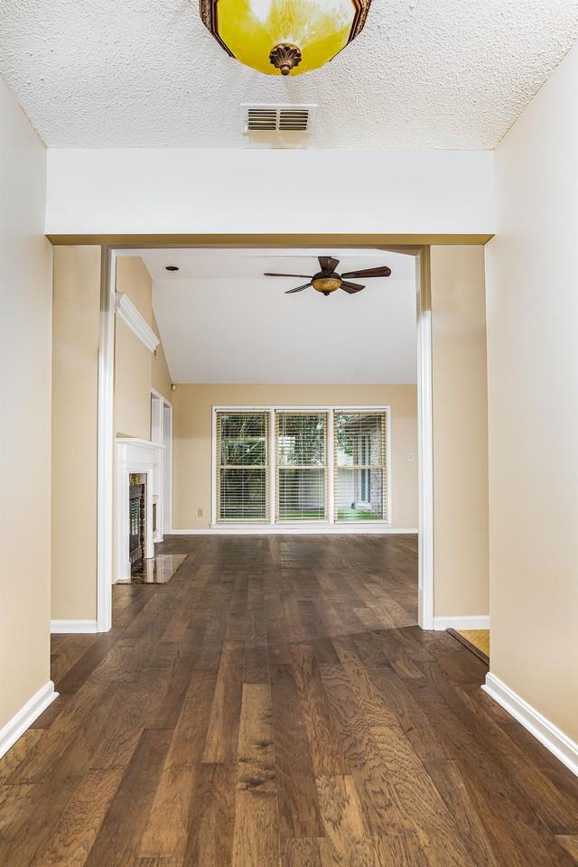 4661 Saron Dr #1 - Photo 4 of 21