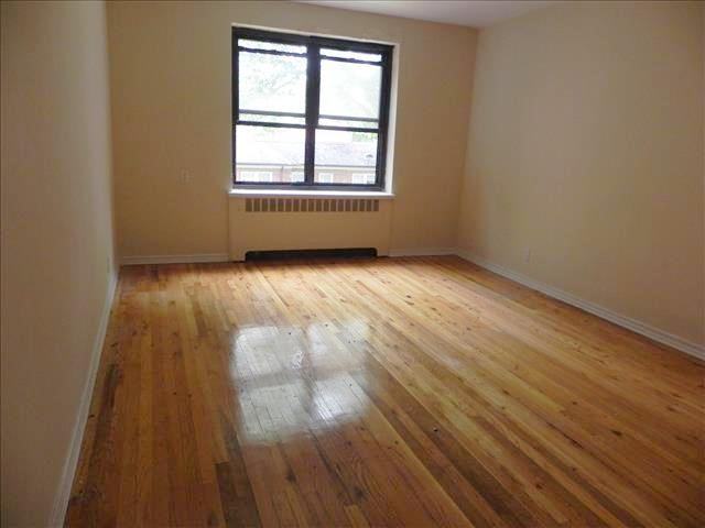 21 Schenck Ave #3CA - Photo 2 of 11