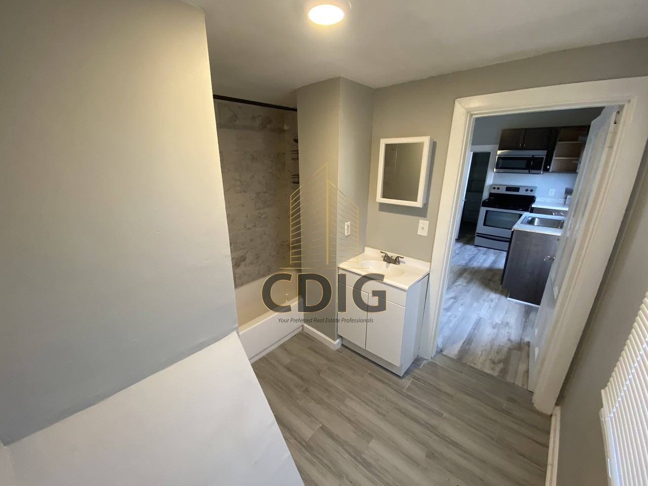 70 Pine Street - Photo 3 of 10