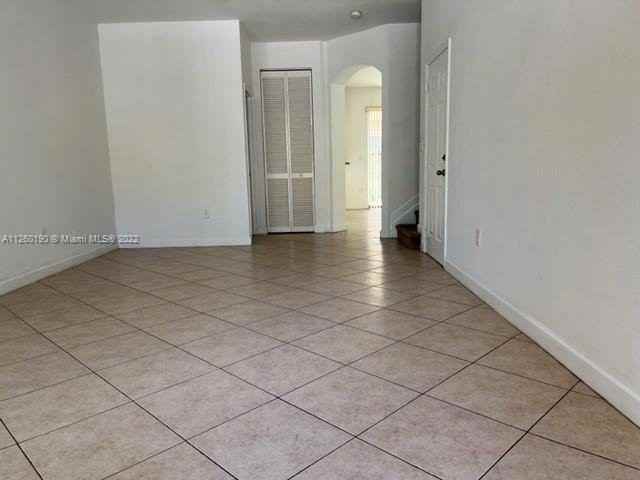 13242 Sw 127th Ct - Photo 3 of 8