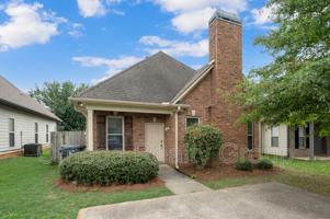 featured image of 2107 Adkins Pl