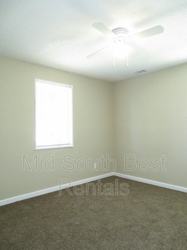 2458 Joy Lane - Photo 5 of 7