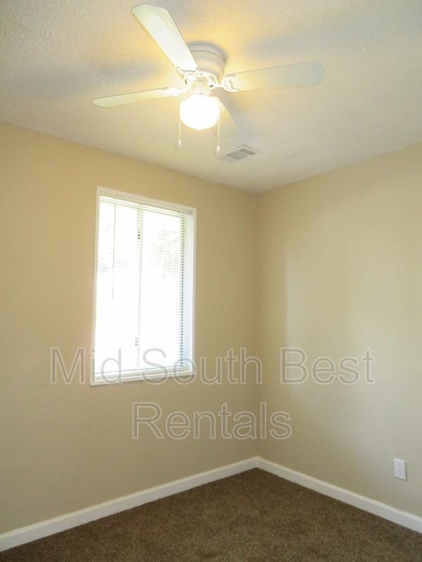 2458 Joy Lane - Photo 6 of 7