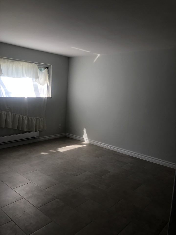 9103A Rue de Belmont - Photo 2 of 10