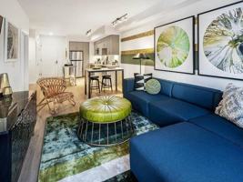 featured image of 615 E Carson St