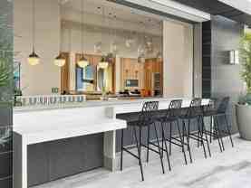 615 E Carson St - Photo 1 of 1