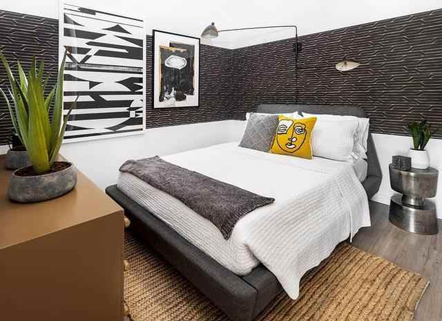 615 E Carson St - Photo 2 of 35