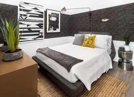 featured image of 615 E Carson St