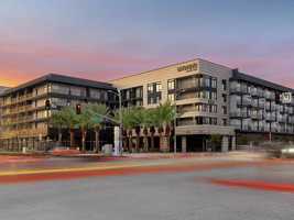 featured image of 615 E Carson St