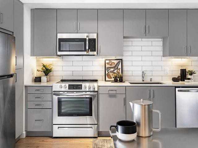 615 E Carson St - Photo 5 of 35