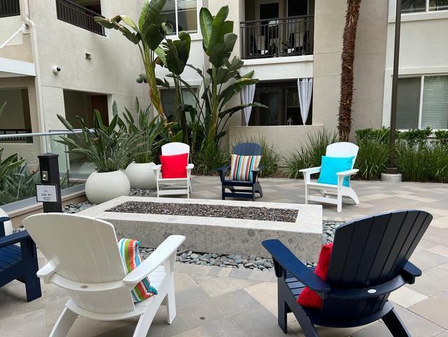 20600 Ventura Blvd - Photo 4 of 24