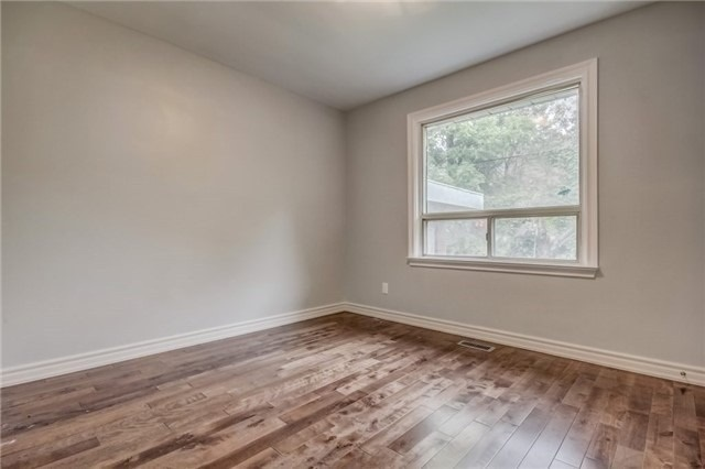 206 Crocus Drive #Main - Photo 3 of 10
