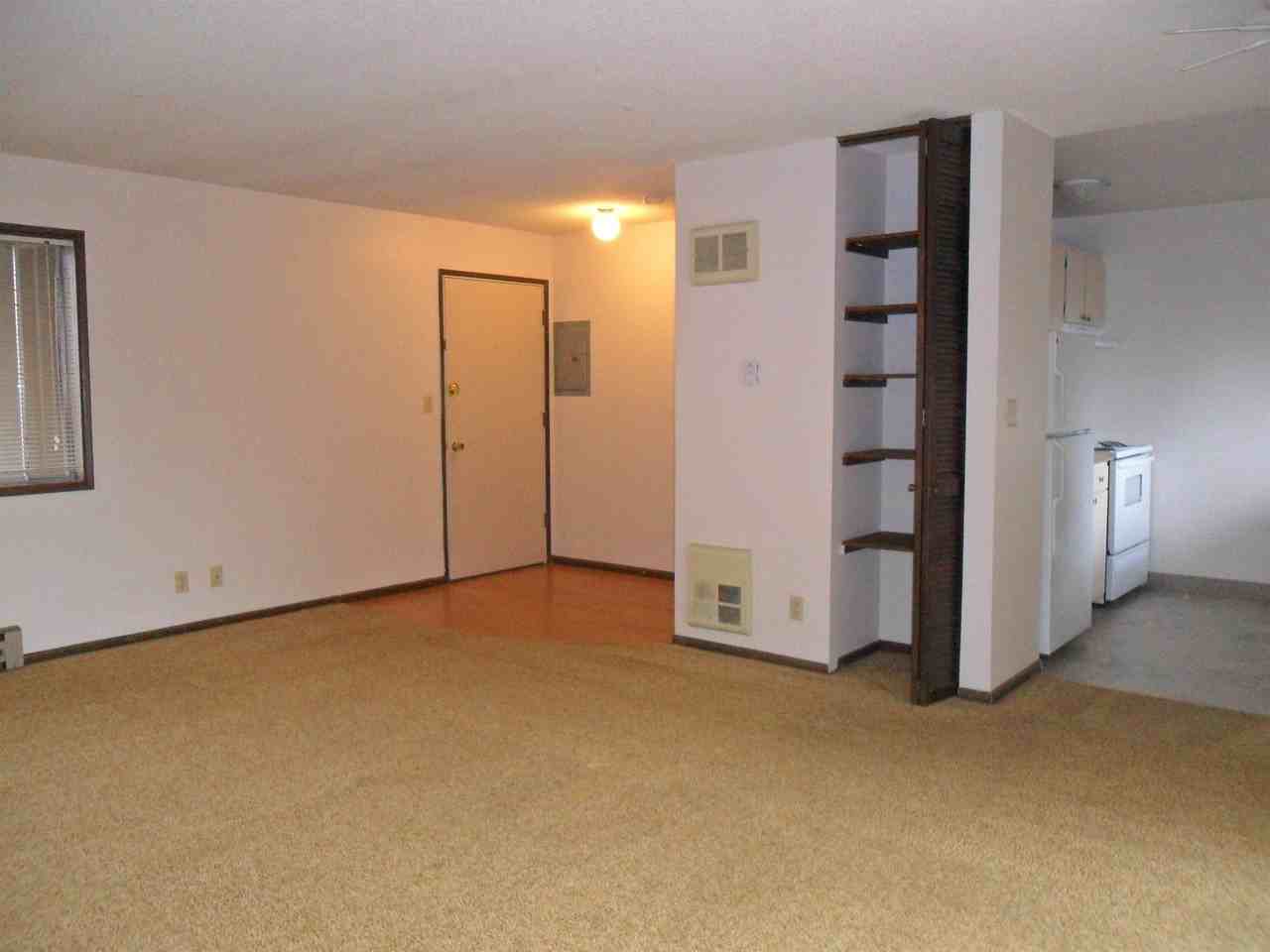 515 Fairview Ave Se Apt F #515F - Photo 2 of 12