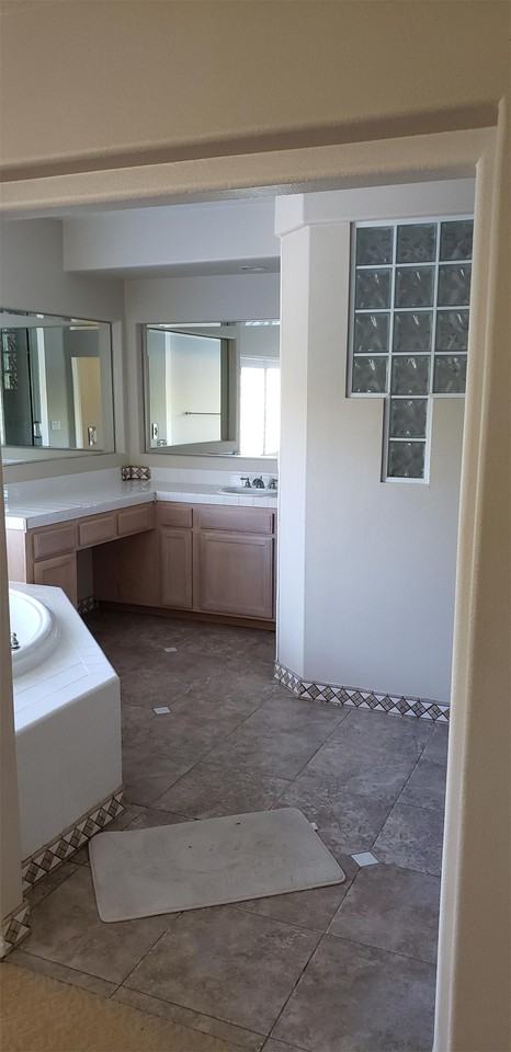 3337 Crossland St #1 - Photo 6 of 10